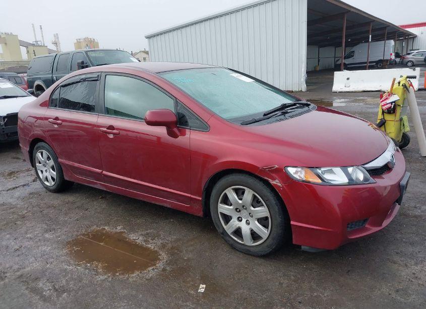 2009 Honda Civic LX (VIN 19XFA16599E040713) main photo