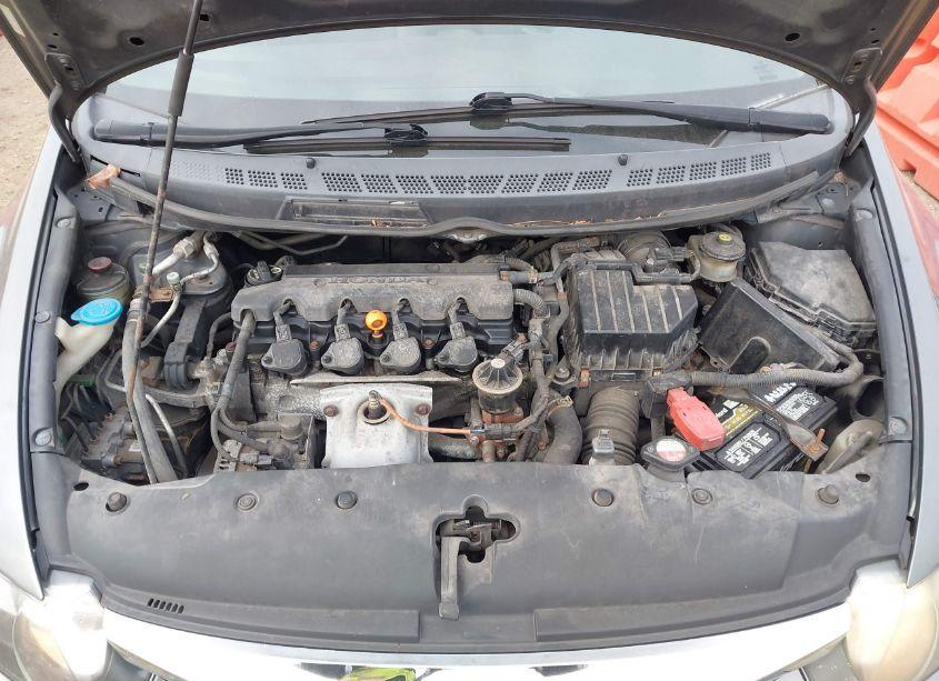 Photo 10 of 2009 Honda Civic LX (VIN 19XFA16599E040954)