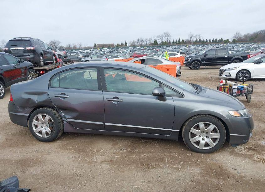 Photo 13 of 2009 Honda Civic LX (VIN 19XFA16599E040954)