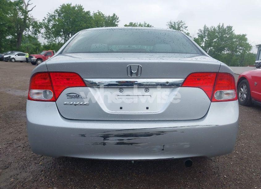 Photo 16 of 2009 Honda Civic LX (VIN 19XFA16599E050724)