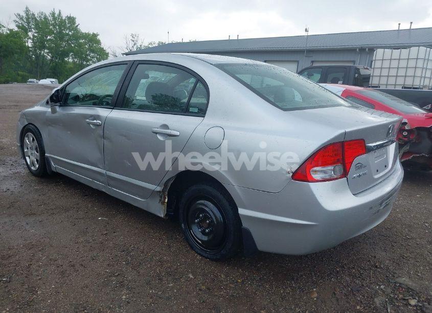 Photo 6 of 2009 Honda Civic LX (VIN 19XFA16599E050724)