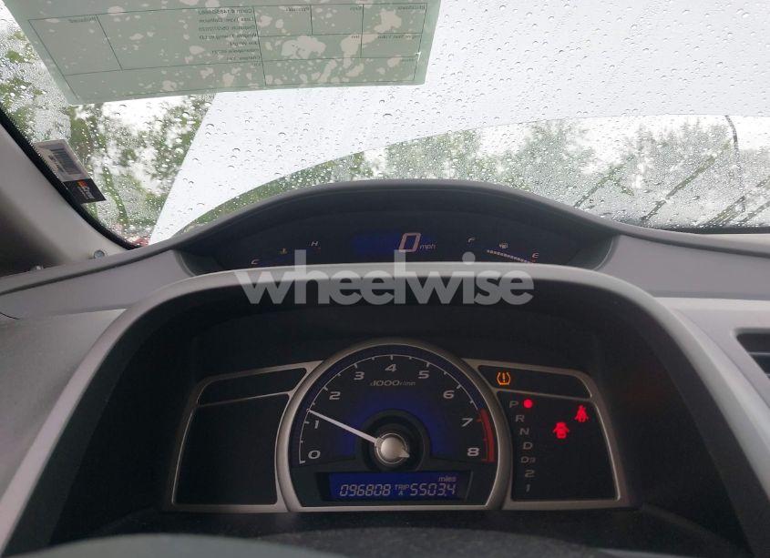 Photo 7 of 2009 Honda Civic LX (VIN 19XFA16599E050724)