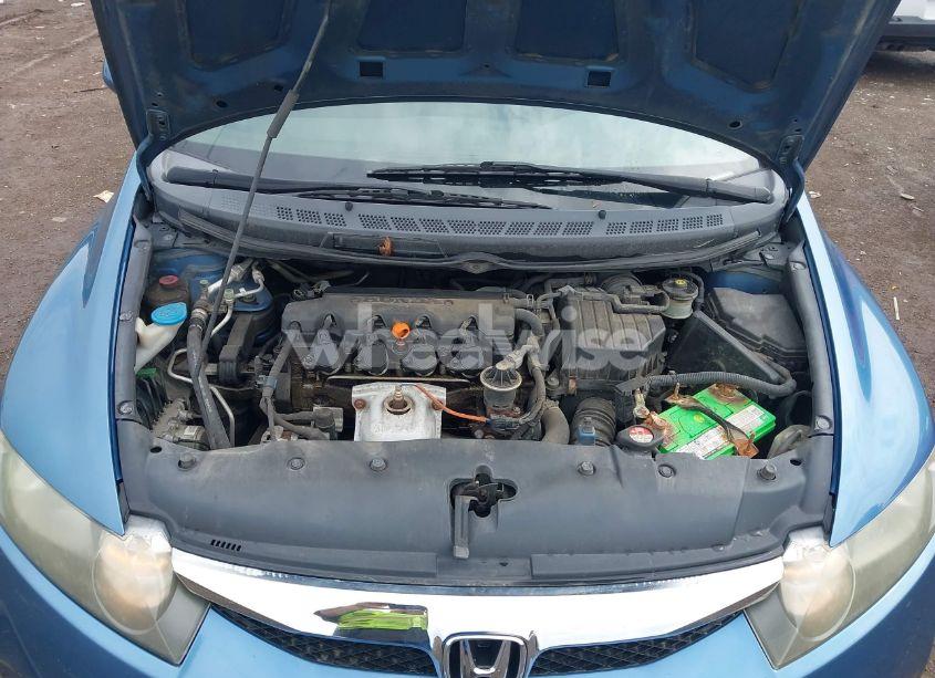 Photo 10 of 2009 Honda Civic LX (VIN 19XFA165X9E001886)