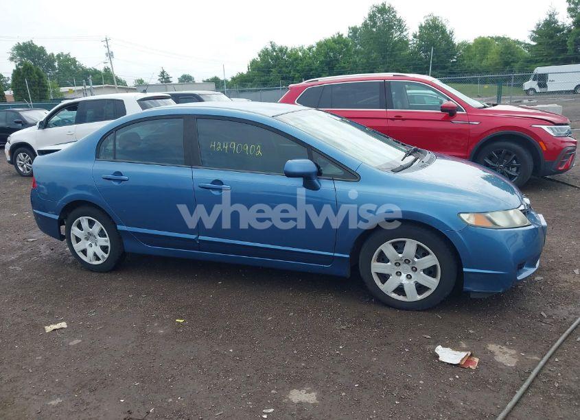 Photo 13 of 2009 Honda Civic LX (VIN 19XFA165X9E001886)