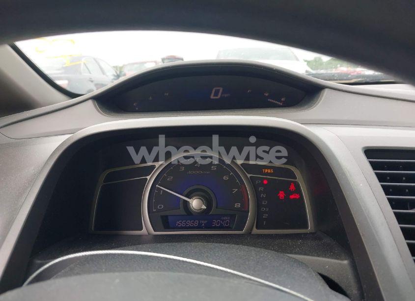 Photo 7 of 2009 Honda Civic LX (VIN 19XFA165X9E001886)