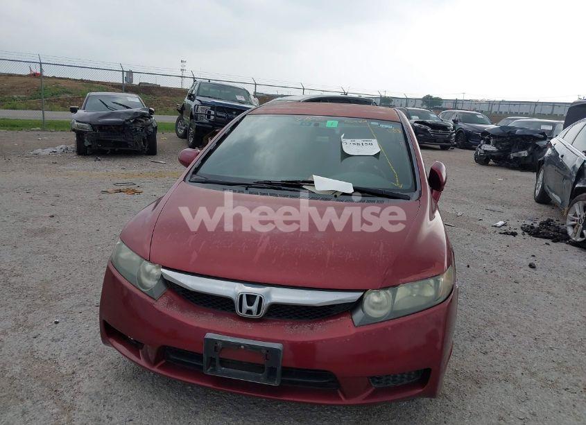 Photo 6 of 2009 Honda Civic LX (VIN 19XFA165X9E037500)