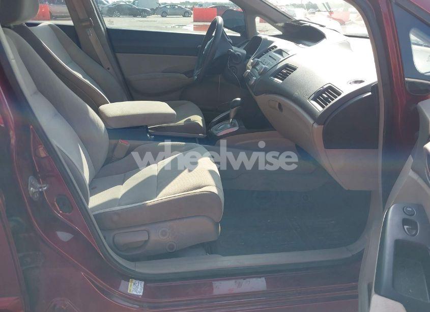 Photo 5 of 2009 Honda Civic LX (VIN 19XFA165X9E049582)