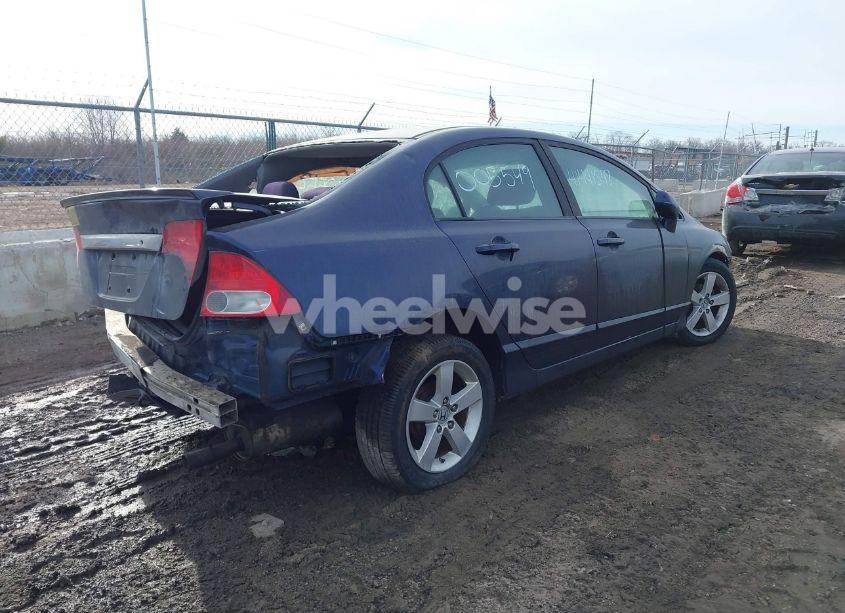 Photo 4 of 2009 Honda Civic LX-S (VIN 19XFA16609E005549)