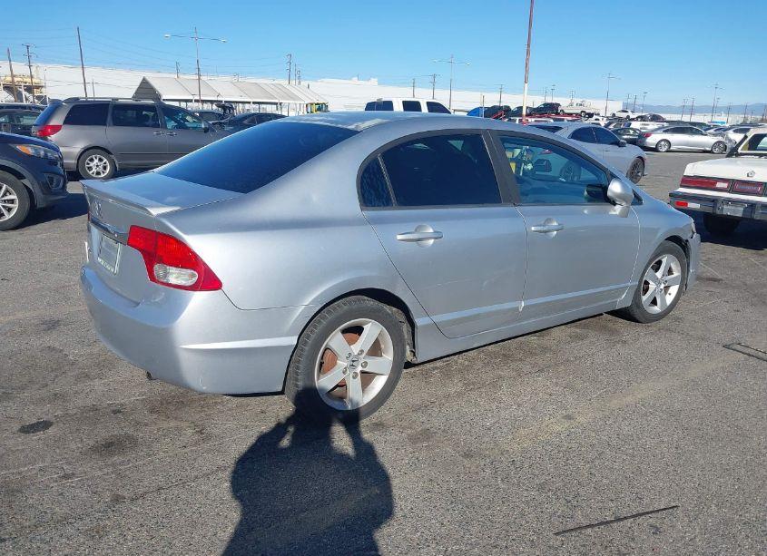 Photo 4 of 2009 Honda Civic LX-S (VIN 19XFA16609E018236)