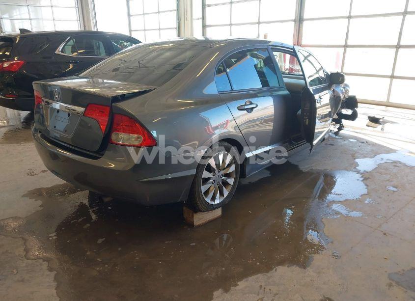 Photo 4 of 2009 Honda Civic EX (VIN 19XFA16829E010558)