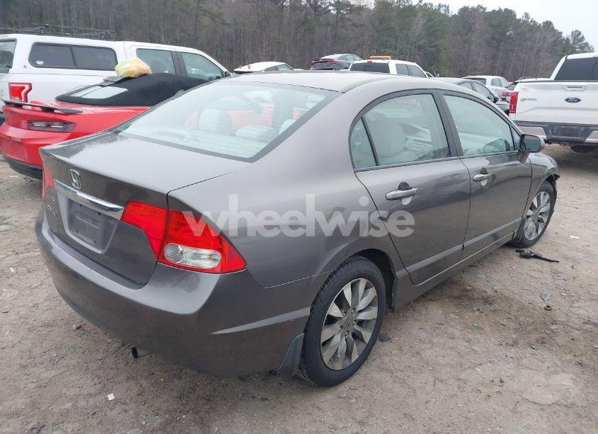 Photo 4 of 2009 Honda Civic EX (VIN 19XFA16849E017804)