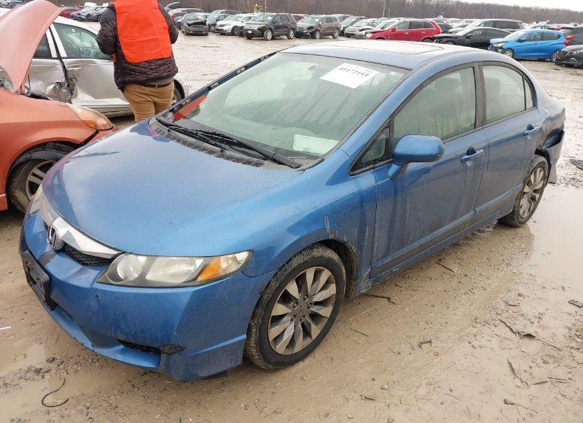 Photo 2 of 2009 Honda Civic EX (VIN 19XFA16859E009582)