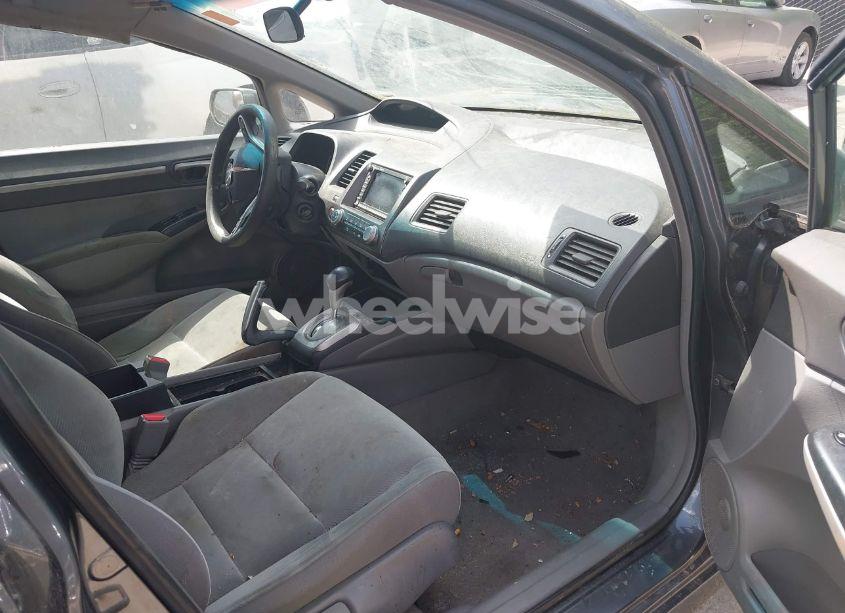 Photo 5 of 2009 Honda Civic EX (VIN 19XFA16869E009784)