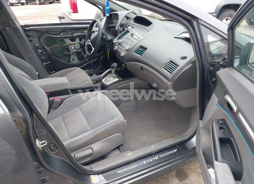 Photo 5 of 2009 Honda Civic EX (VIN 19XFA16879E004447)