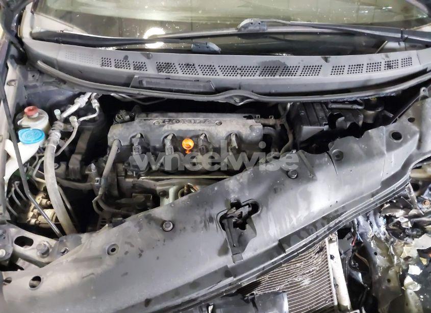 Photo 10 of 2009 Honda Civic EX (VIN 19XFA16889E030944)