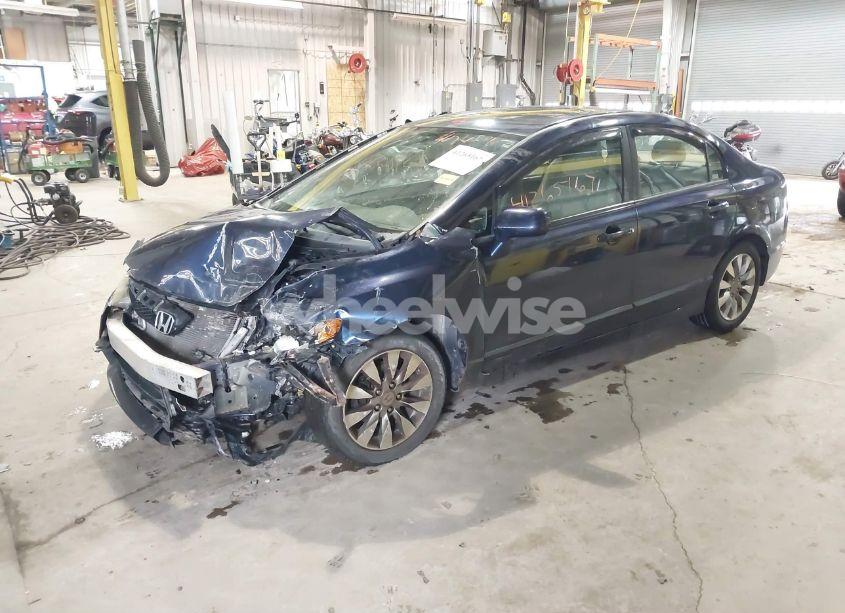 Photo 2 of 2009 Honda Civic EX (VIN 19XFA16889E030944)