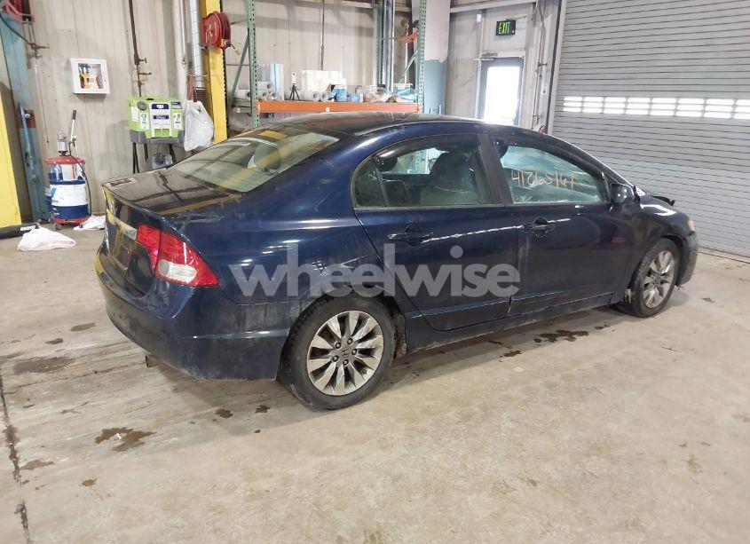 Photo 4 of 2009 Honda Civic EX (VIN 19XFA16889E030944)