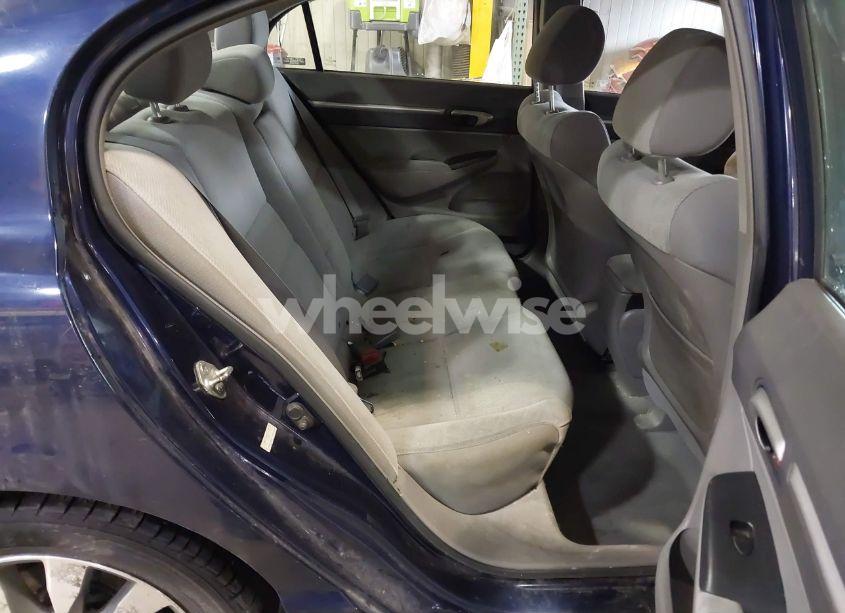 Photo 8 of 2009 Honda Civic EX (VIN 19XFA16889E030944)