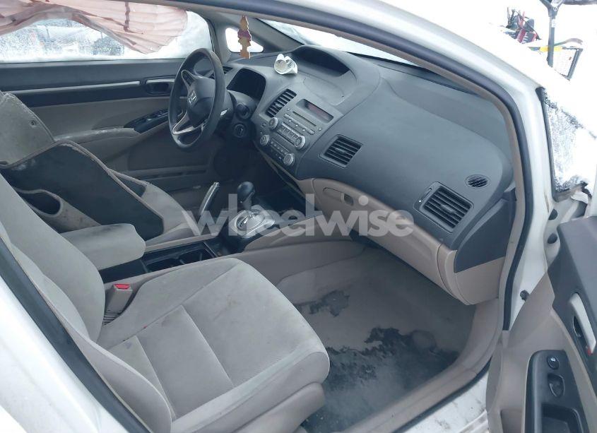 Photo 5 of 2009 Honda Civic EX (VIN 19XFA168X9E022201)