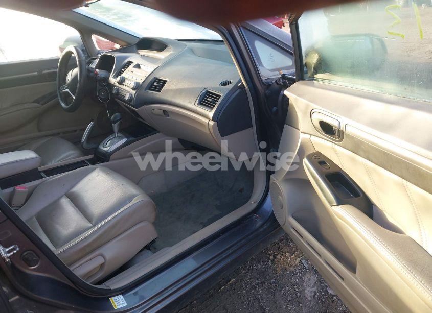 Photo 5 of 2009 Honda Civic EX-L (VIN 19XFA16909E001155)