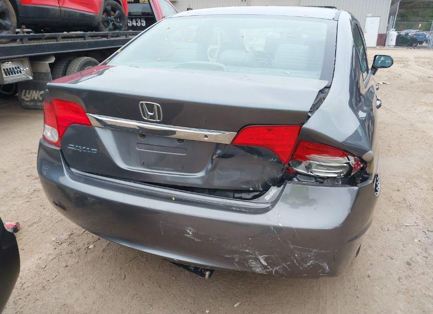 Photo 12 of 2010 Honda Civic LX (VIN 19XFA1E50AE053565)