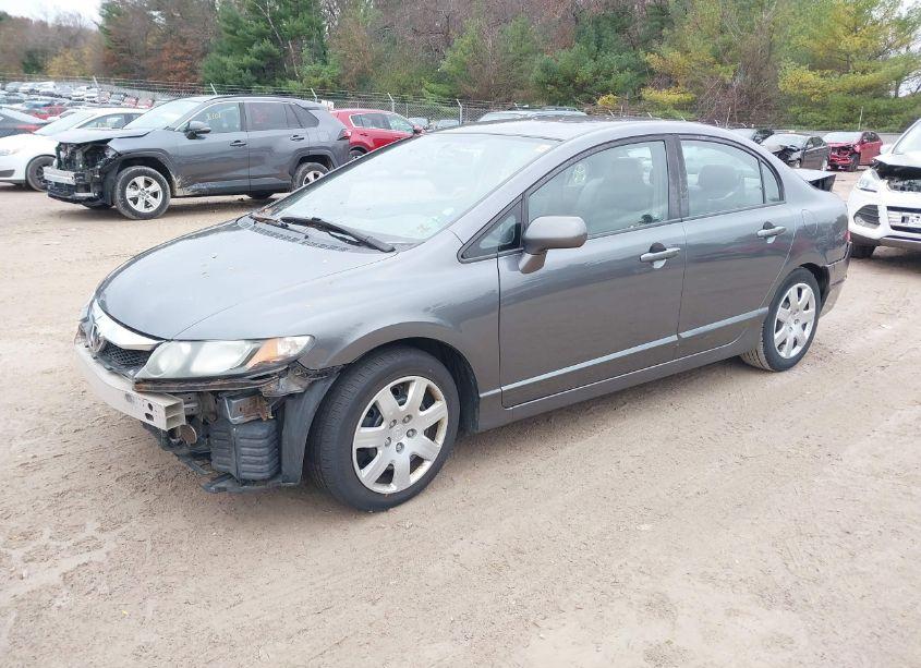 Photo 2 of 2010 Honda Civic LX (VIN 19XFA1E50AE053565)
