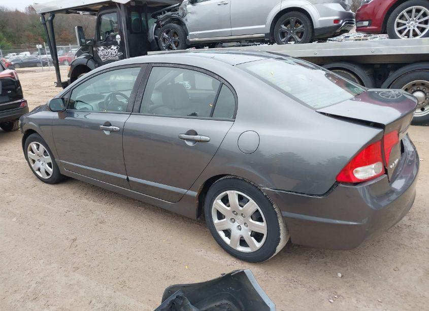 Photo 3 of 2010 Honda Civic LX (VIN 19XFA1E50AE053565)