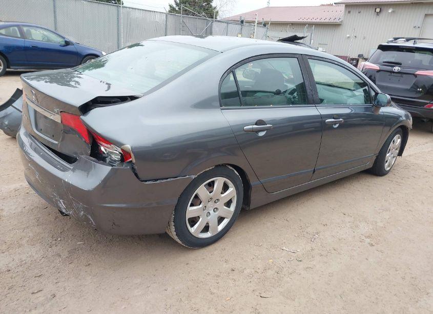 Photo 4 of 2010 Honda Civic LX (VIN 19XFA1E50AE053565)