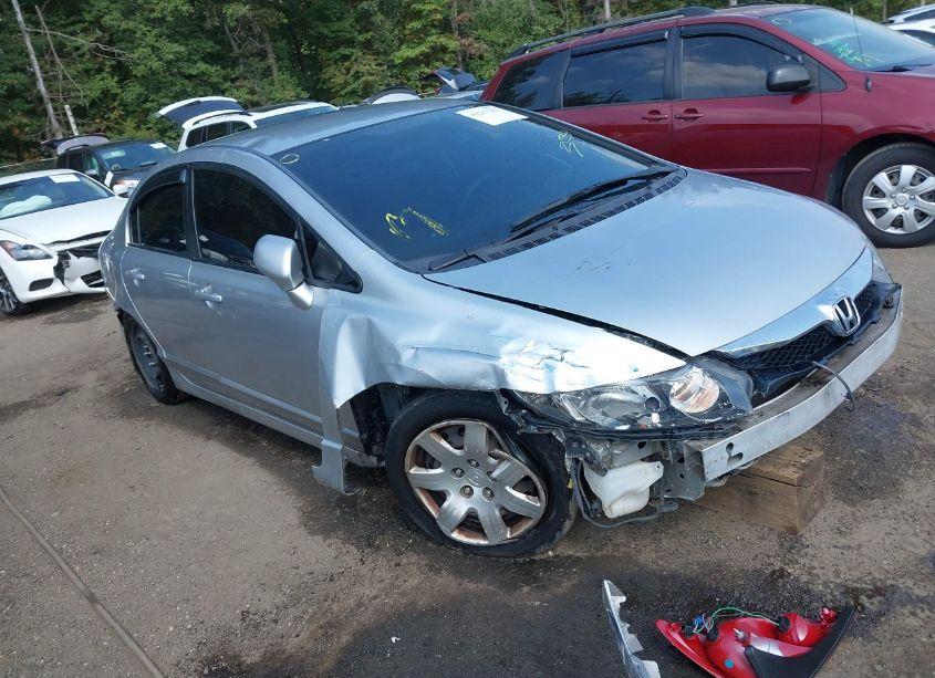 2011 Honda Civic LX (VIN 19XFA1E54BE007772) main photo