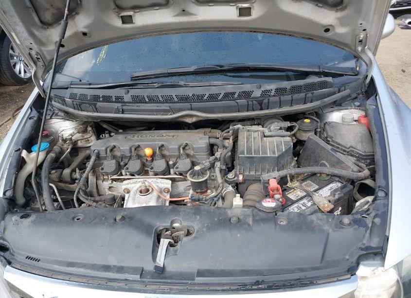 Photo 10 of 2011 Honda Civic LX (VIN 19XFA1E54BE007772)