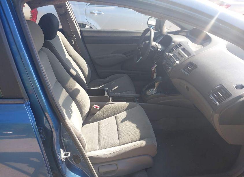 Photo 5 of 2010 Honda Civic VP (VIN 19XFA1F30AE085154)