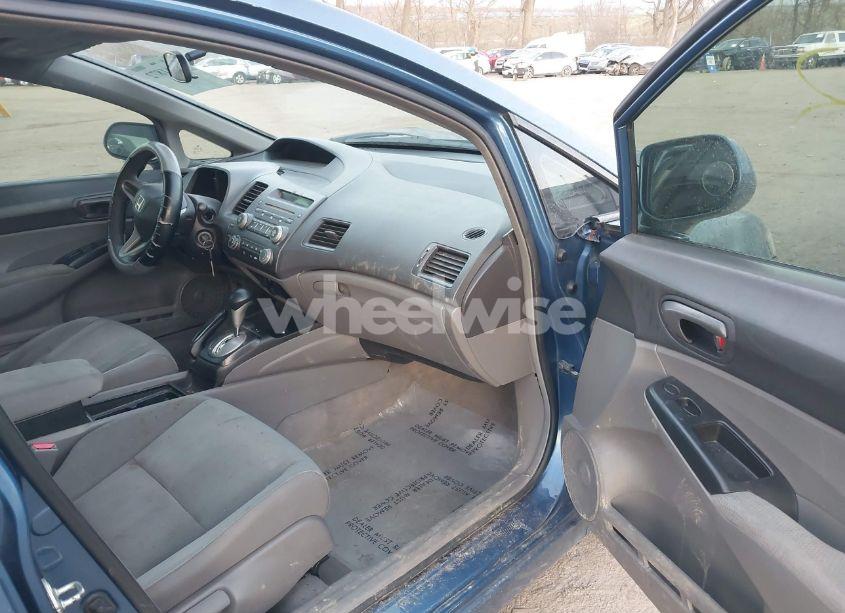 Photo 5 of 2010 Honda Civic VP (VIN 19XFA1F32AE041253)