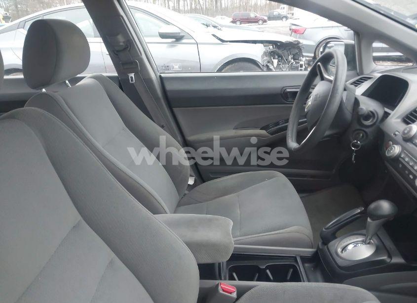 Photo 5 of 2010 Honda Civic VP (VIN 19XFA1F33AE041276)