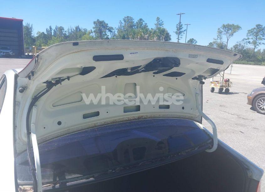 Photo 13 of 2010 Honda Civic VP (VIN 19XFA1F34AE081995)