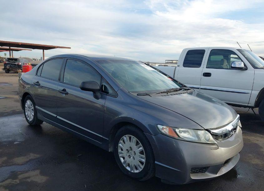 2010 Honda Civic VP (VIN 19XFA1F37AE015196) main photo