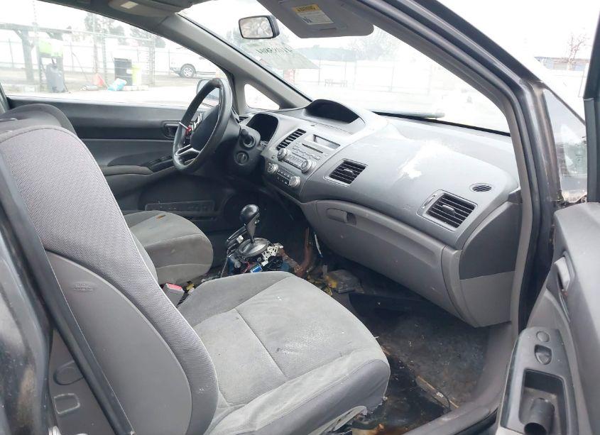 Photo 5 of 2010 Honda Civic VP (VIN 19XFA1F38AE052077)