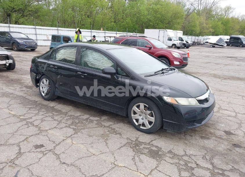 2010 Honda Civic LX (VIN 19XFA1F50AE004283) main photo