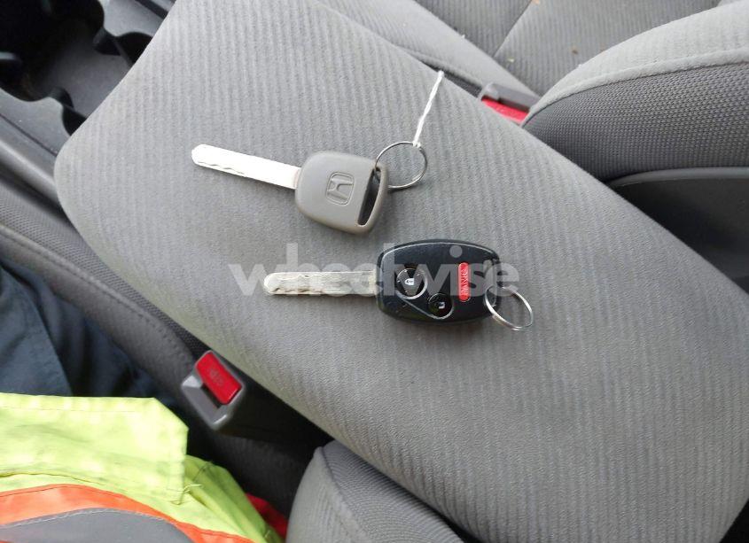 Photo 11 of 2010 Honda Civic LX (VIN 19XFA1F50AE004283)