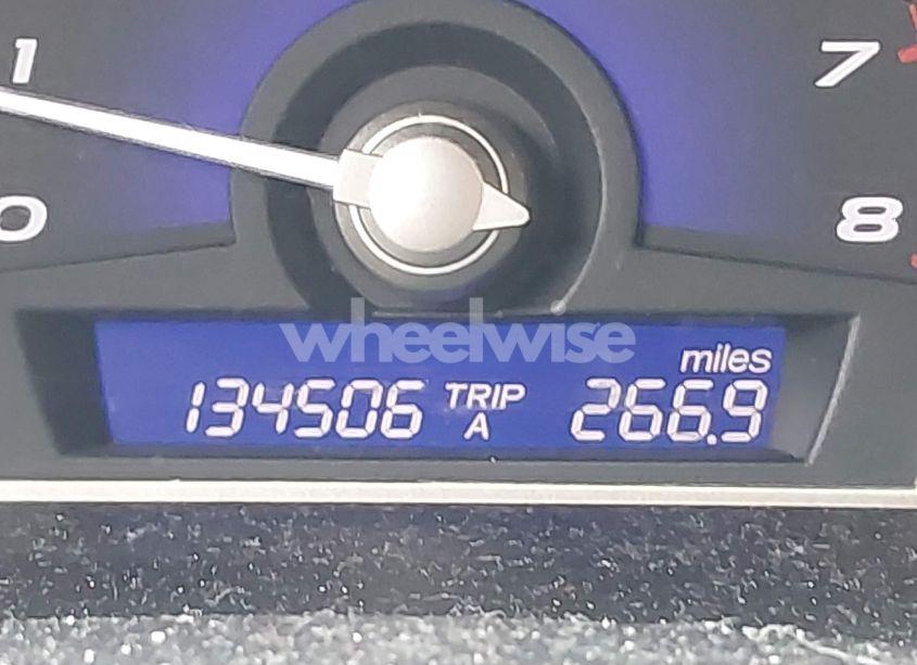 Photo 15 of 2010 Honda Civic LX (VIN 19XFA1F50AE004283)