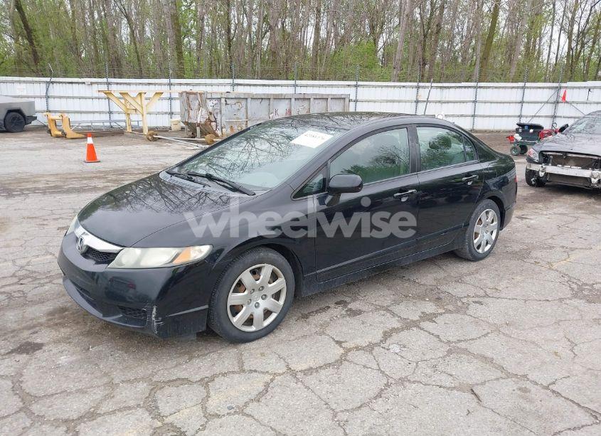 Photo 2 of 2010 Honda Civic LX (VIN 19XFA1F50AE004283)