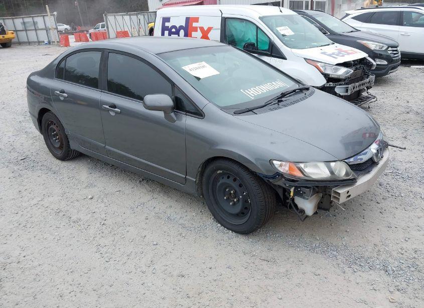 2010 Honda Civic LX (VIN 19XFA1F50AE043780) main photo