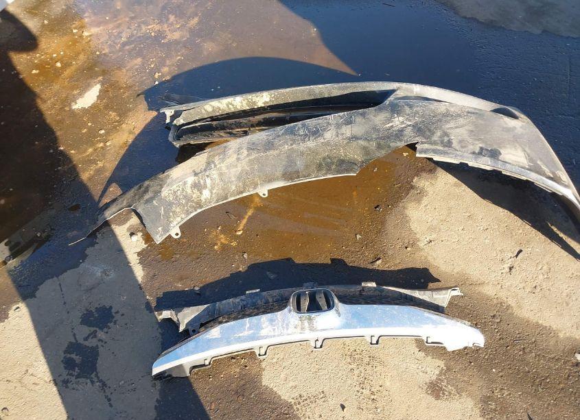 Photo 11 of 2010 Honda Civic LX (VIN 19XFA1F50AE051197)