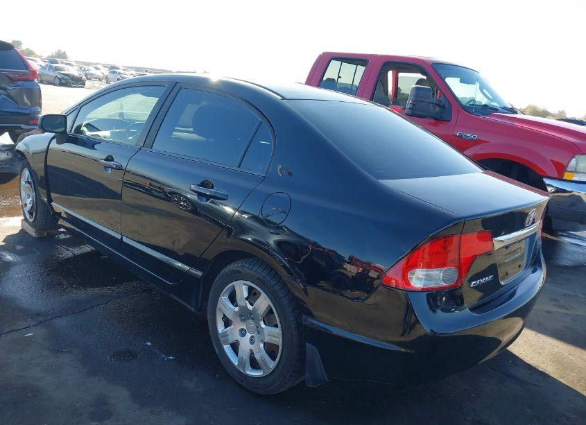 Photo 3 of 2010 Honda Civic LX (VIN 19XFA1F50AE051197)