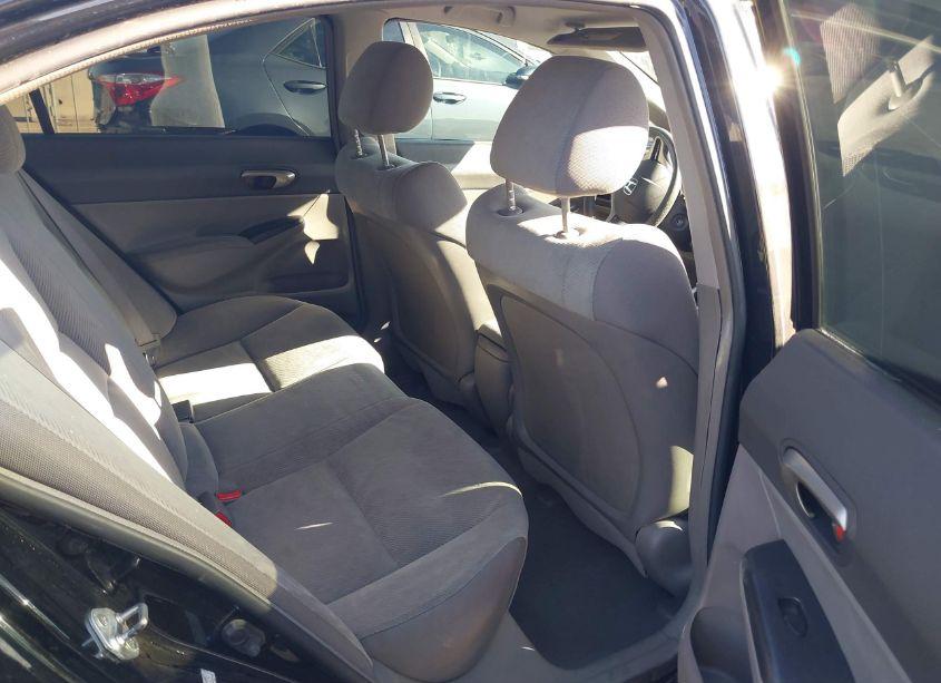 Photo 8 of 2010 Honda Civic LX (VIN 19XFA1F50AE051197)