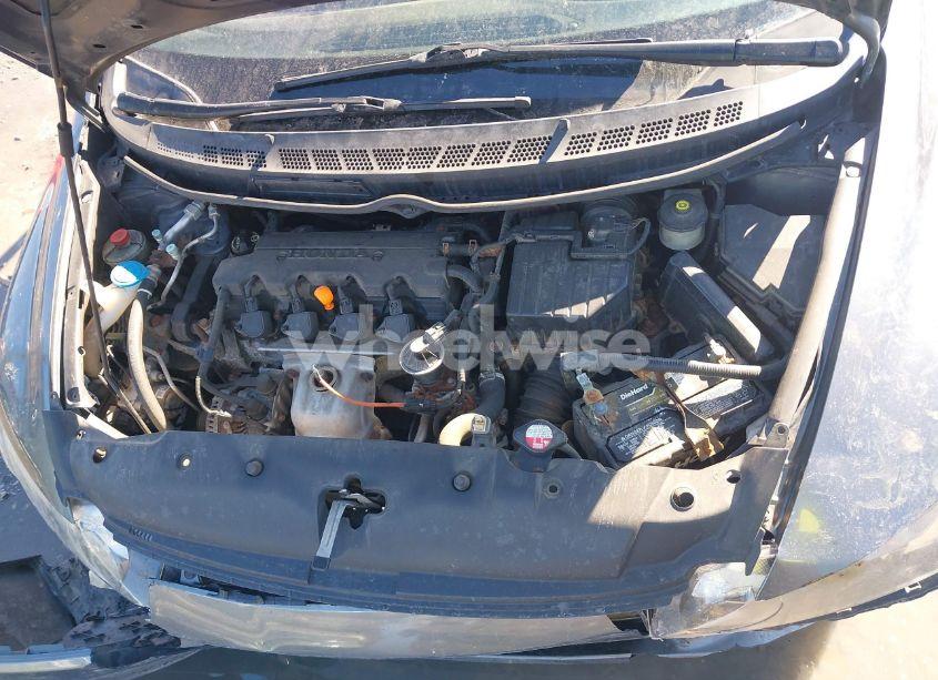 Photo 10 of 2010 Honda Civic LX (VIN 19XFA1F50AE061888)