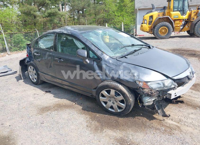 2010 Honda Civic LX (VIN 19XFA1F50AE068503) main photo