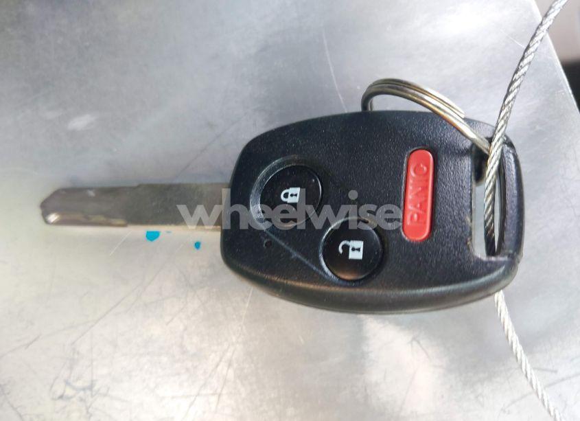 Photo 11 of 2010 Honda Civic LX (VIN 19XFA1F50AE068503)