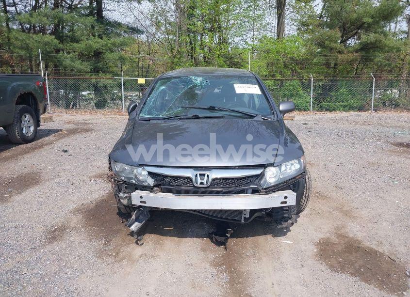 Photo 13 of 2010 Honda Civic LX (VIN 19XFA1F50AE068503)