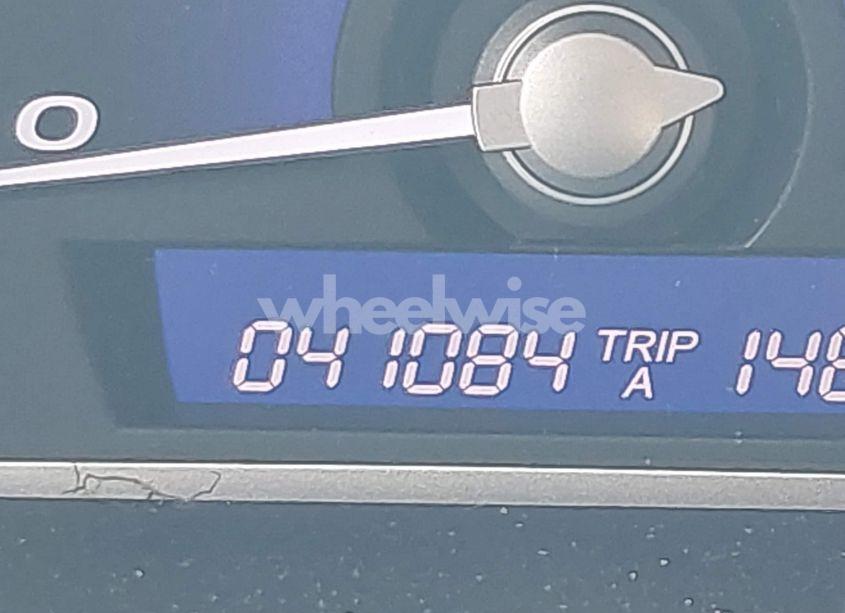 Photo 16 of 2010 Honda Civic LX (VIN 19XFA1F50AE068503)