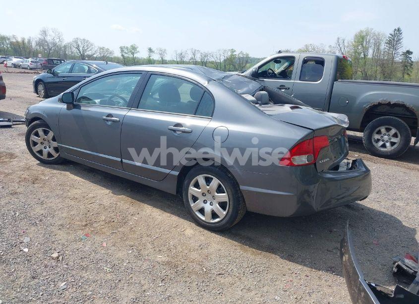 Photo 3 of 2010 Honda Civic LX (VIN 19XFA1F50AE068503)